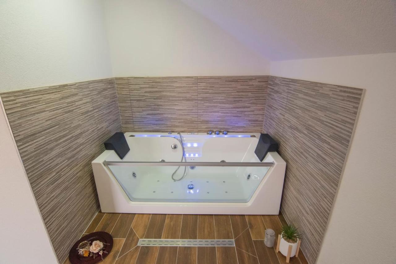 Soul Vacation Hotell Korenica Rum bild