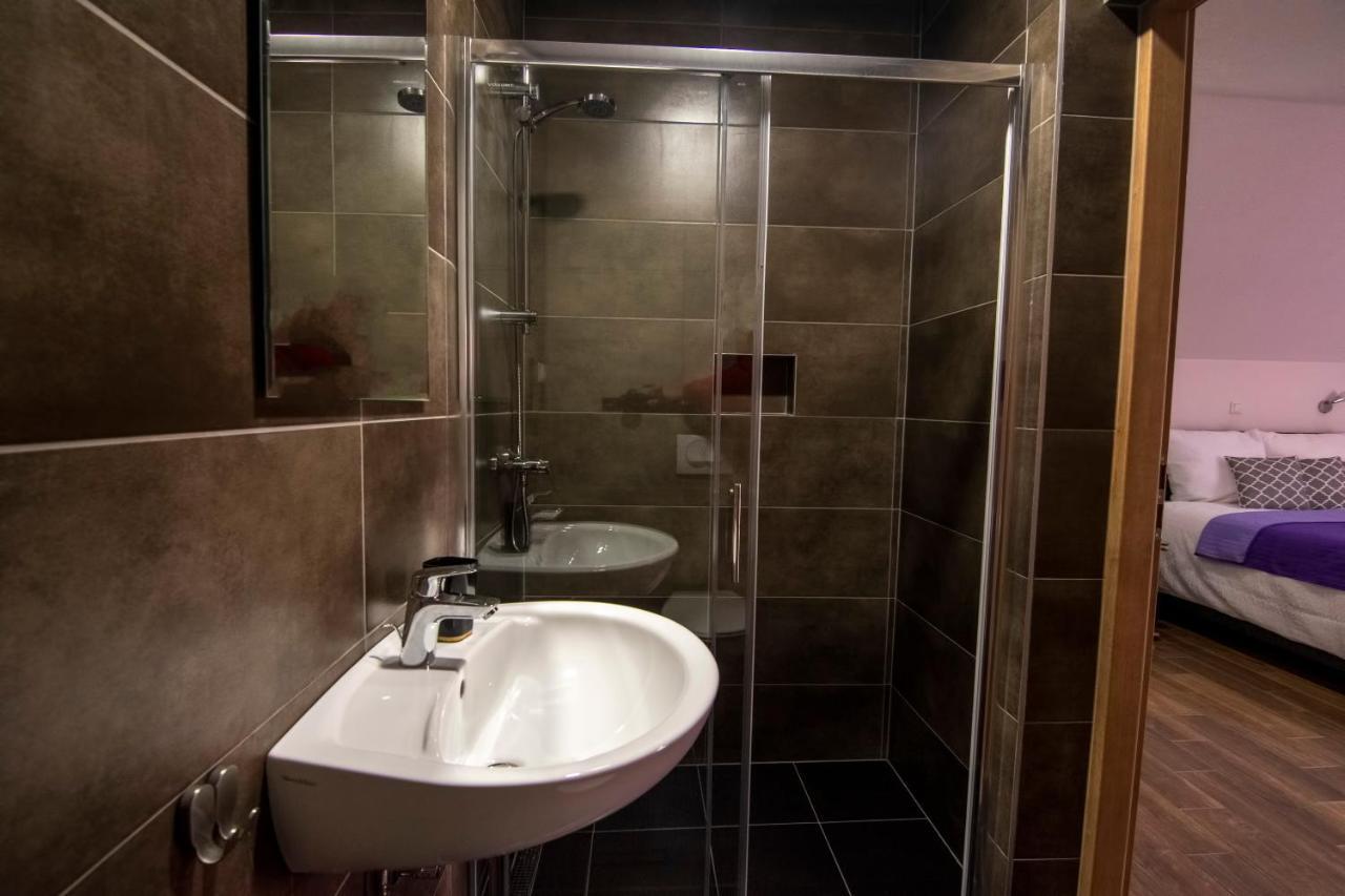 Soul Vacation Hotell Korenica Rum bild